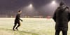 Trainer und Spieler trotzen auch widrigen Umständen wie hier im Spiel von letztem Samstag im Schneegestöber. (Bild: zvg)
