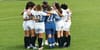 Bereits beim gemeinsamen «Einschwören» vor dem Spiel vermutete man, wie entschlossen der FCK auftreten würde. (Bild: Laura Ba