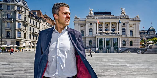 Als Intendant des Opernhauses dirigiert Matthias Schulz einen Grossbetrieb mit mehr als 800 Mitarbeitenden und denkt programm