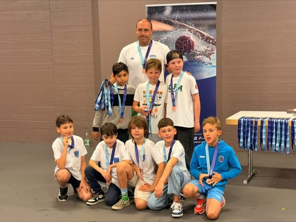 U10 Wasserballer beeindrucken bei Schweizer Meisterschaften